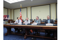 20年後の同窓会：米上院公聴会と、ハッカーが変えられなかった未来（5）事態悪化（The Register） 画像