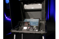 電子投票マシンの脆弱性、中間選挙で使用された実機検証で発見された不審な痕跡とは 画像