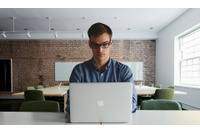 オンライン試験で「カンニング監視 AI 」を活用することは良い考えか？ 画像