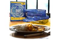 SST、セキュリティ・キャンプ応援のレトルトカレー配布 画像