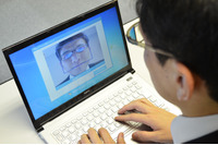 離席を自動検知して画面をロックする顔認証ソフトを発売(NEC) 画像