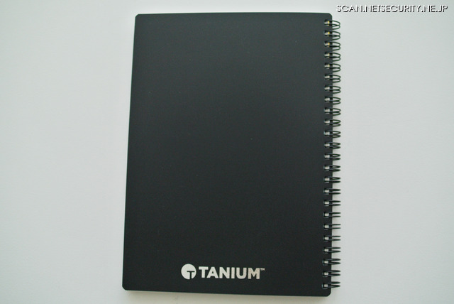 <売り切れ>【17】TANIUM のノートは maruman のMnemosyne (ニーモシネ) だから、ミシン目がついて切り離せるすぐれものだよ。