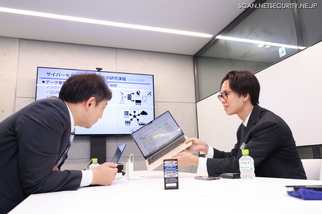 国立研究開発法人情報通信研究機構 サイバーセキュリティ研究所長 井上 大介 氏（左）、Cloudbase株式会社 共同創業者 小川竜馬 氏（右）