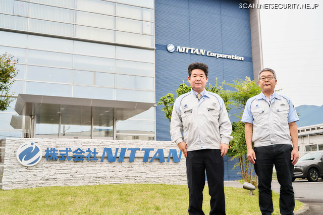 株式会社NITTAN 執行役員経営企画部 部長 村山 誠治 氏（左）、情報システム部 部長 谷口 暢 氏