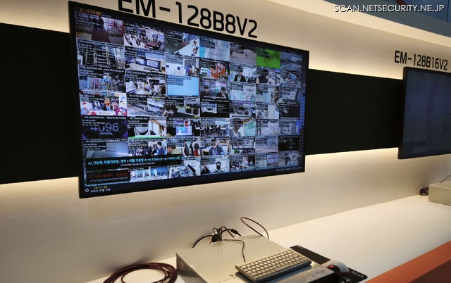 会場カメラの画像を自由に切り替えることができるデモ