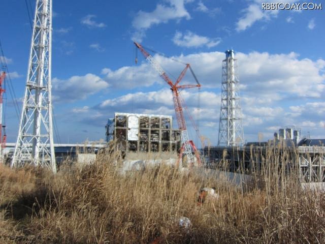 4号機原子炉建屋（1月14日撮影）