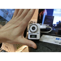 【セキュリティショー2015】防犯カメラとして利用可能な手のひらサイズの「超ミニカメラ」(レッツコーポレーション) 画像