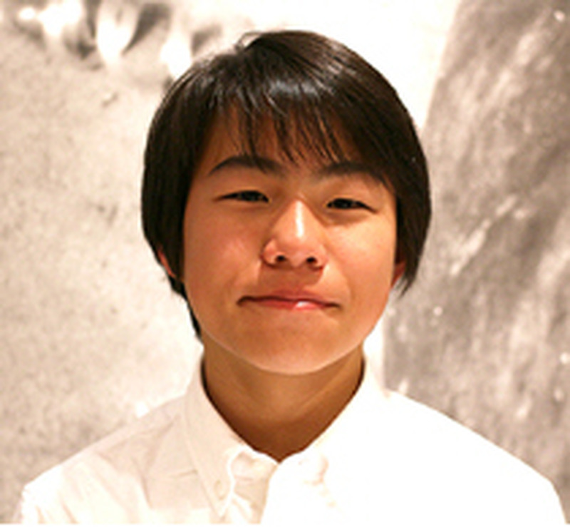 支援対象者に選ばれた東京都在住の中学2年生、山内奏人氏(14歳)
