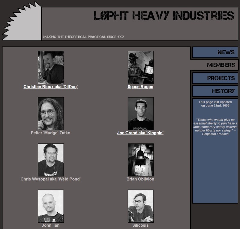 左列上から三番目がクリス・ワイソパル氏( L0pht Heavy Industries 公式サイト メンバー紹介ページより)