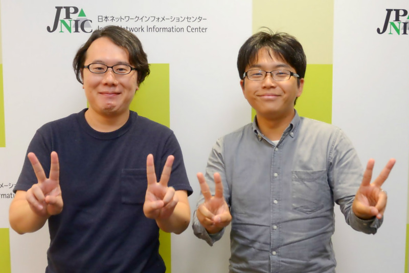 セキュリティ技術者に必要なのはリラックス。「その年ならではのサイバー攻撃を知ることがより意味のある対策につながる」と語る SecureWorks Japan 中津留 勇 氏 (左) と JPCERT/CC 輿石 隆 氏 (右)