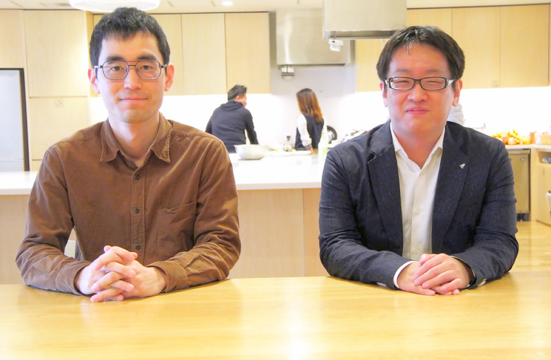 クックパッド株式会社 技術部 セキュリティグループ 三戸 健一 氏（左）と水谷 正慶 氏（右）
