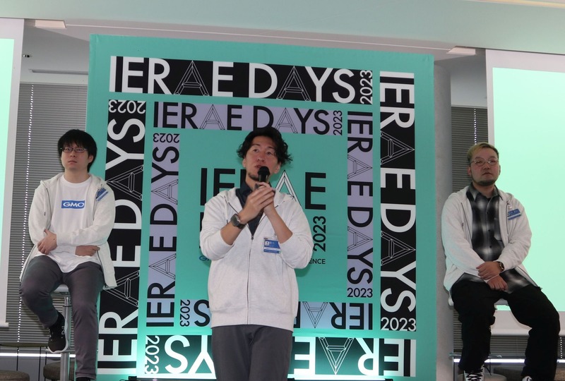 中央：サイバーセキュリティ事業本部 執行役員 阿部 慎司 氏、左：SOCイノベーション事業部 相原 遼 氏、右：ディフェンシブセキュリティ部 高橋 大喜 氏
