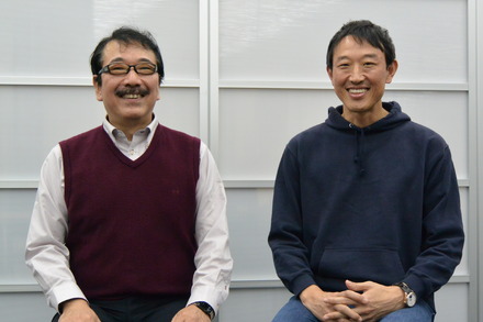 パスロジ株式会社 代表取締役社長 小川 秀治氏（左）とScanNetSecurity編集人 上野宣