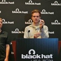 [Black Hat USA 2014 レポート]ファームウェア書き換えでUSBに機能追加 画像