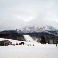 会場となったアルツ磐梯スキー場。リゾート地だが筆者がゲレンデを踏むことはなかった。