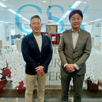 代表取締役社長である鈴木勝人氏（左）と、代表取締役副社長である岡本栄治氏（右）