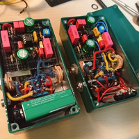 佐藤 氏による自作のエフェクター