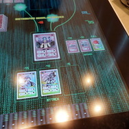 アナログカードゲームの「League of Hackers」のデジタル版プロトタイプも展示されていた