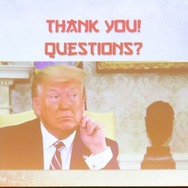 質問のスライドはトランプ大統領