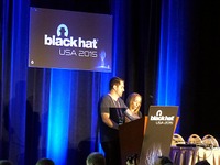 Black Hat のステージにて。