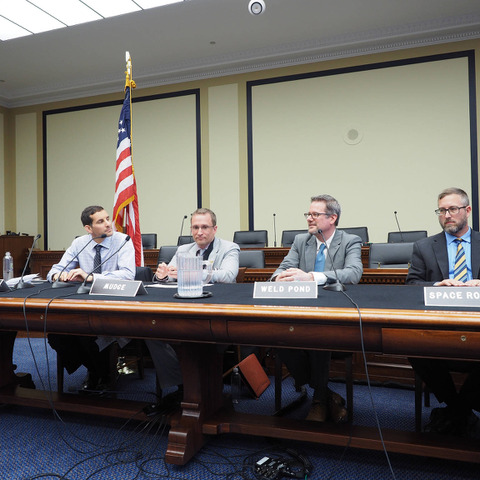 20年後の同窓会：米上院公聴会と、ハッカーが変えられなかった未来（5）事態悪化（The Register） 画像