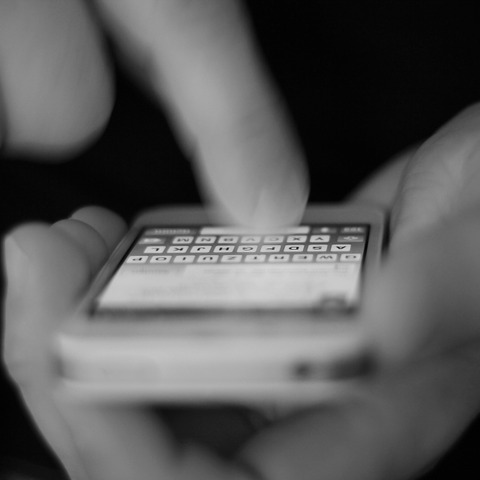 ヤバいデモで会場沸かす ～ SMS で 2FA 迂回する「Smishsmash」 画像